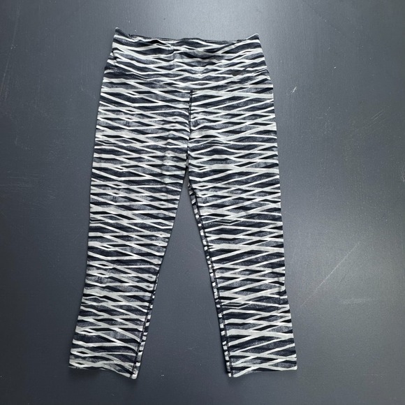 Nike Pants - Nike Dri-Fit Capri Leggings Women's Medium Black White Zebra Print Stretch Gym